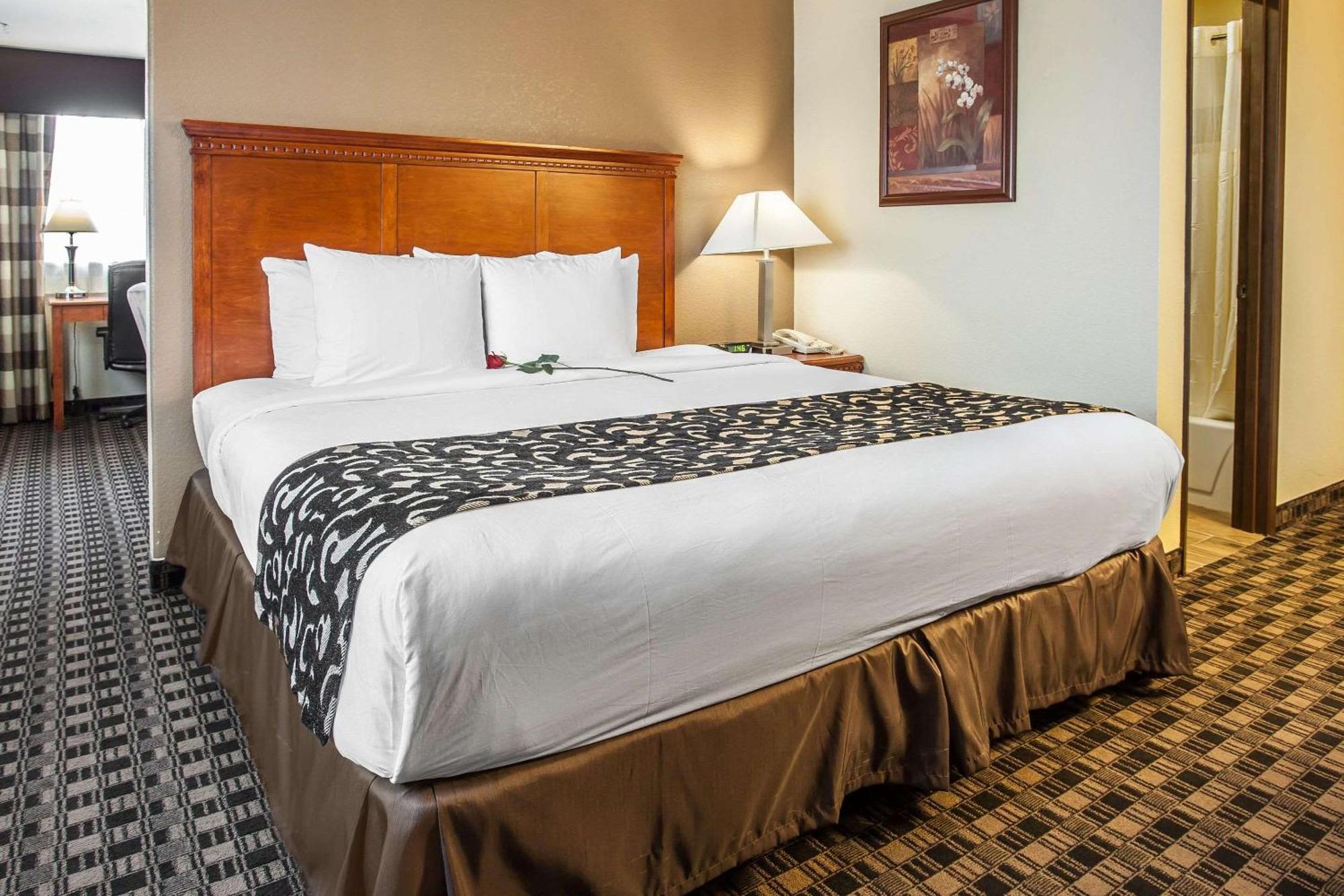 Clarion Inn Renton-Seattle المظهر الخارجي الصورة