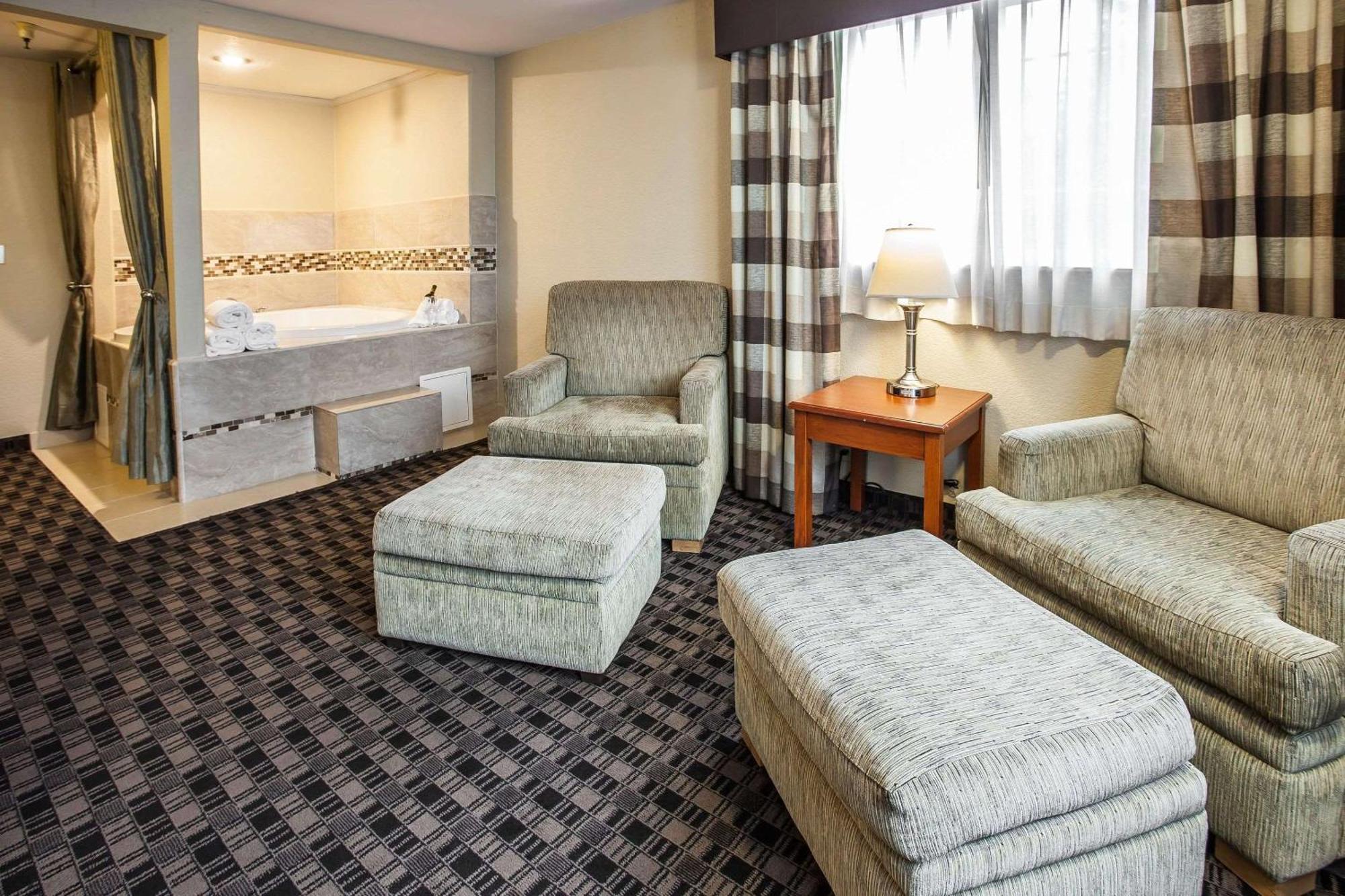 Clarion Inn Renton-Seattle المظهر الخارجي الصورة