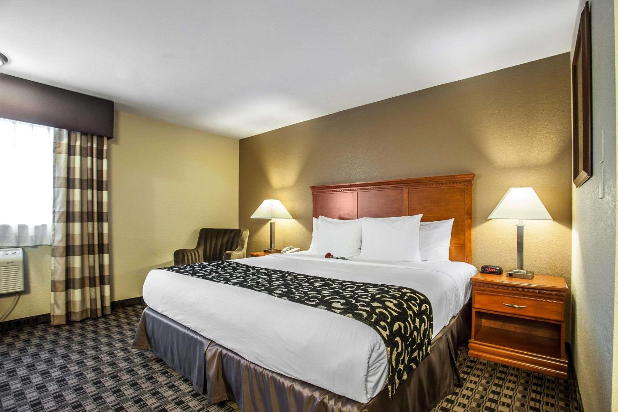 Clarion Inn Renton-Seattle المظهر الخارجي الصورة