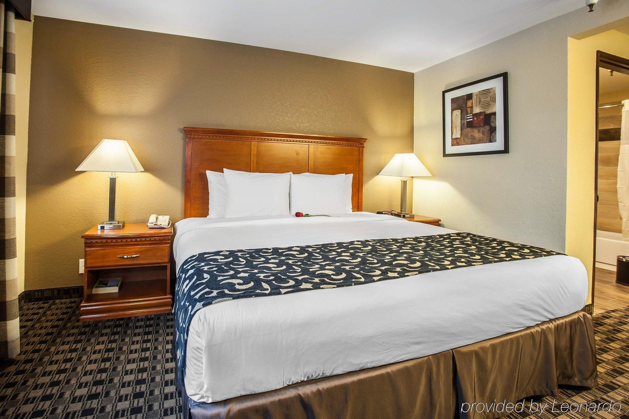 Clarion Inn Renton-Seattle المظهر الخارجي الصورة